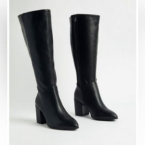 Torrid knee high boots
